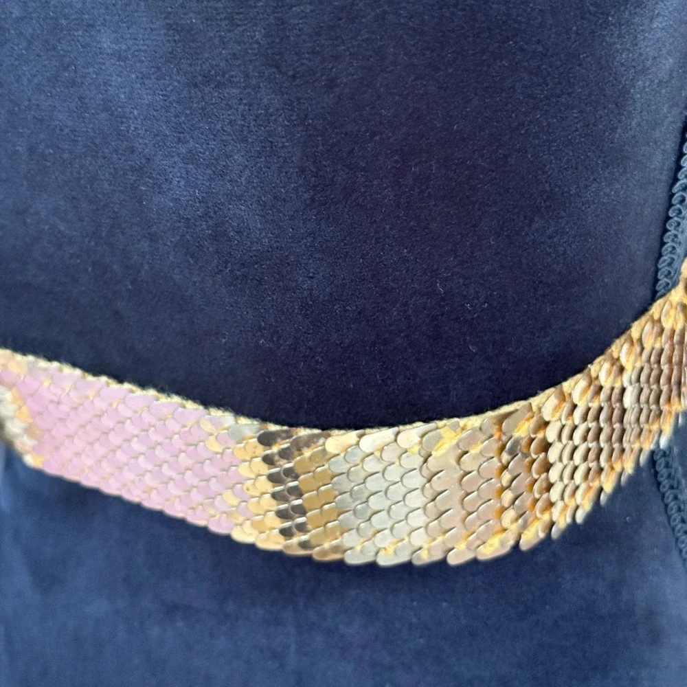 Vtg Gold Tone Metal Flower Belt Elastic Chain‎ Mesh Fishtail Buckle stretch glam